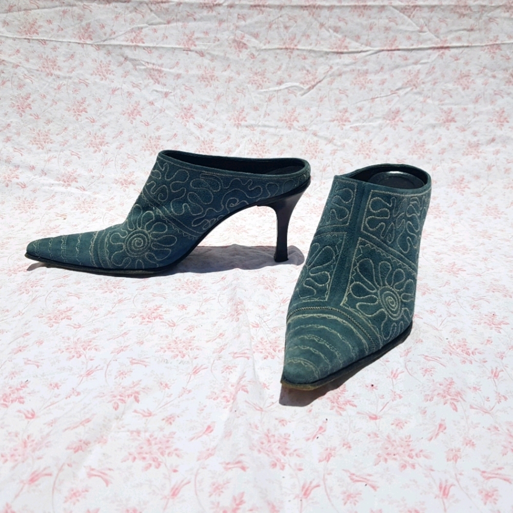 Vintage boho heels